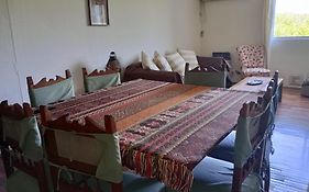 Apreciando la montaña, departamento centrico